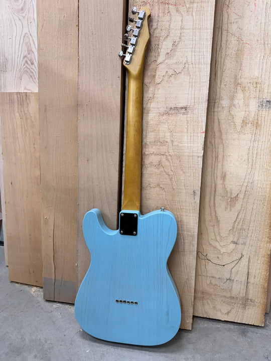 LowBoy - Daphne Blue