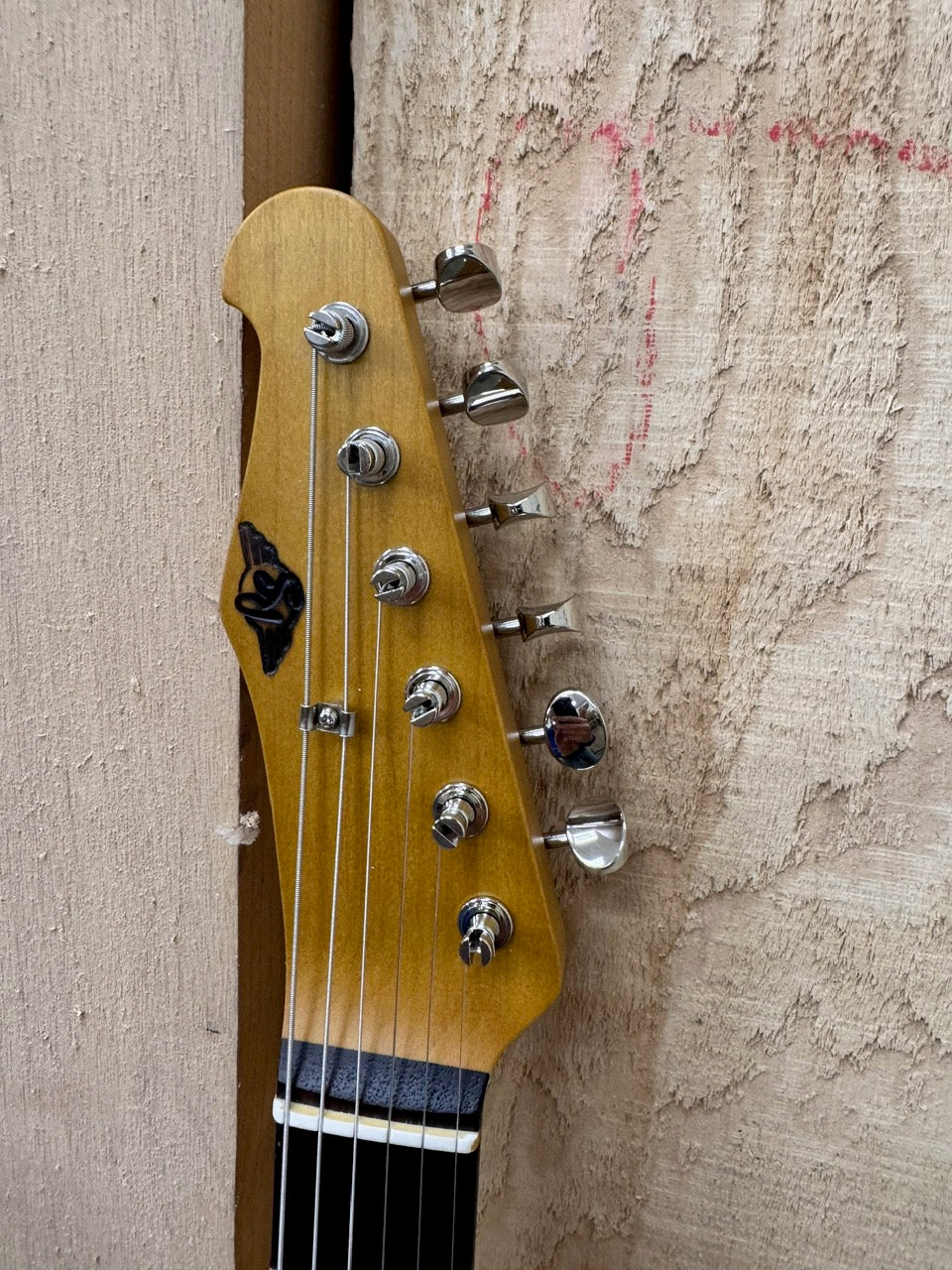 LowBoy - Butterscotch