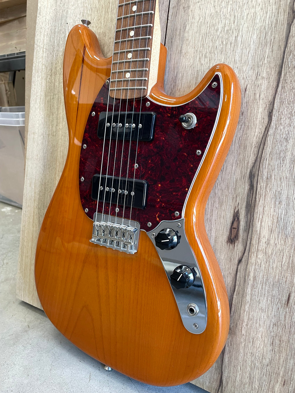Fender Mustang