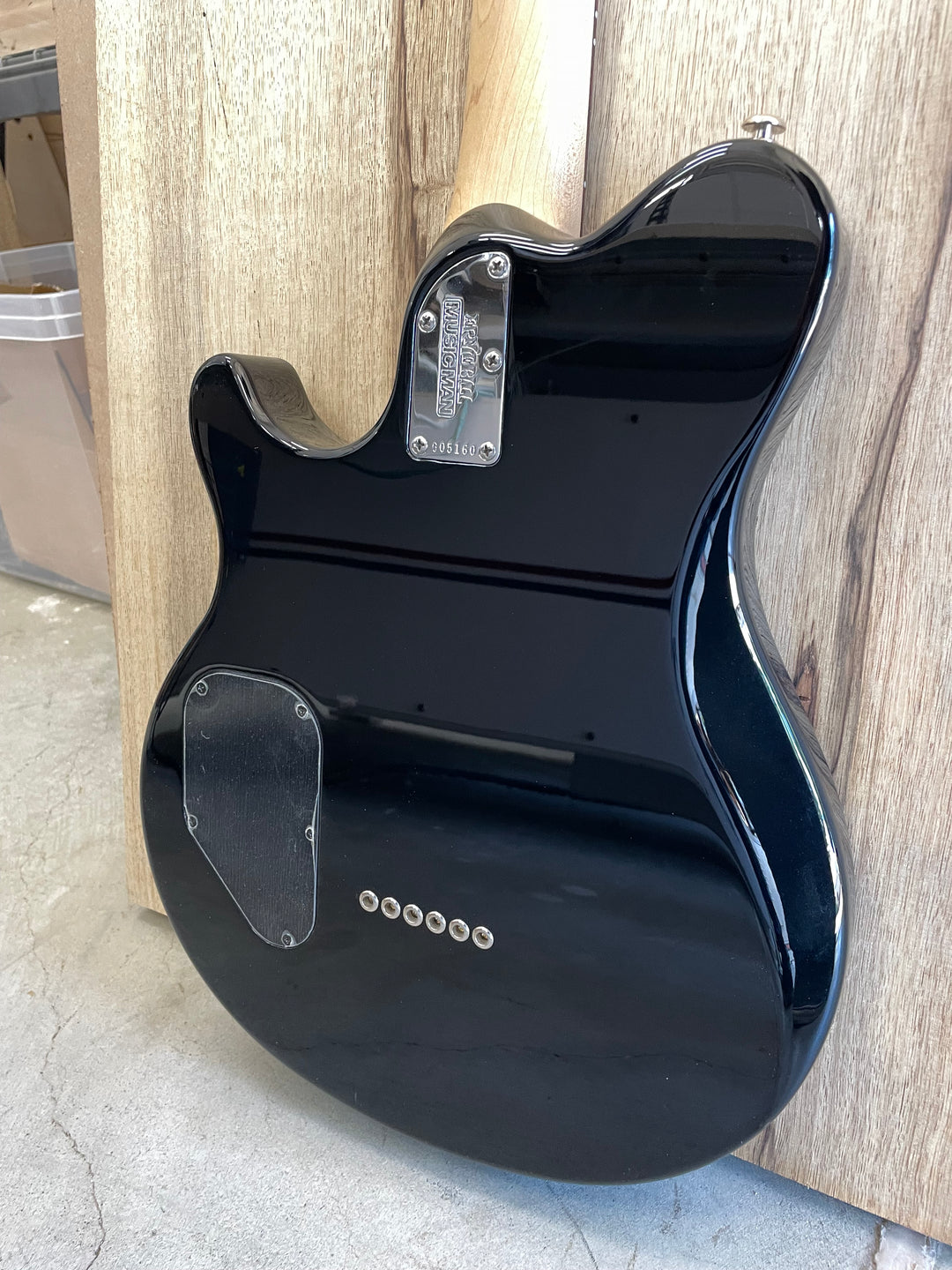 Ernie Ball Axis Sport