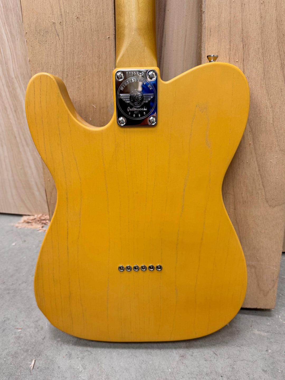 LowBoy - Butterscotch